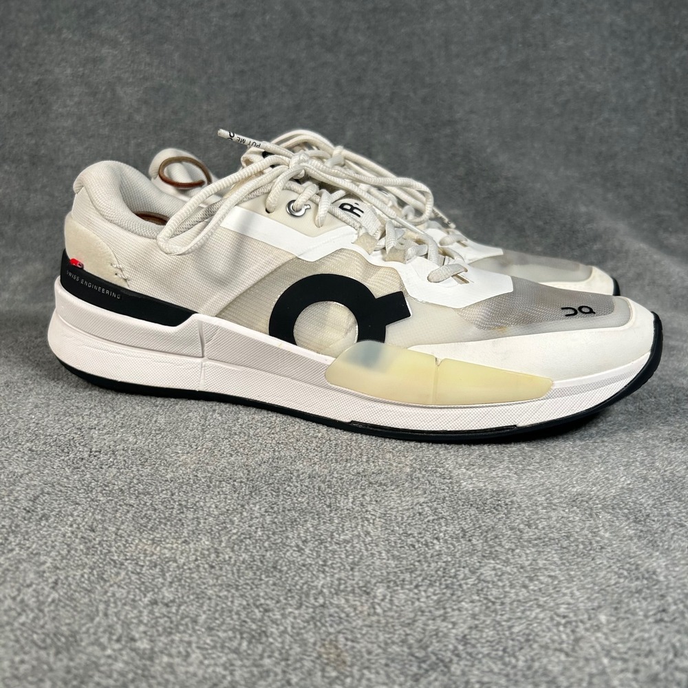 On THE ROGER Pro 2 Clay Tennis Shoes White Black Mens 12 3ME10570107